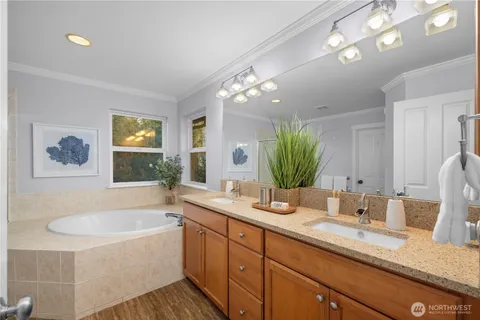 $2,000,000 | 11727 165th Place Northeast, Redmond, WA 98052
