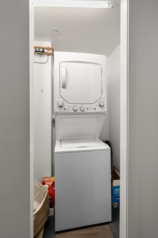 126 Salem Street, Unit 3 Boston, MA 02113 - Photo 11 of 27 a utility room with dryer and washer