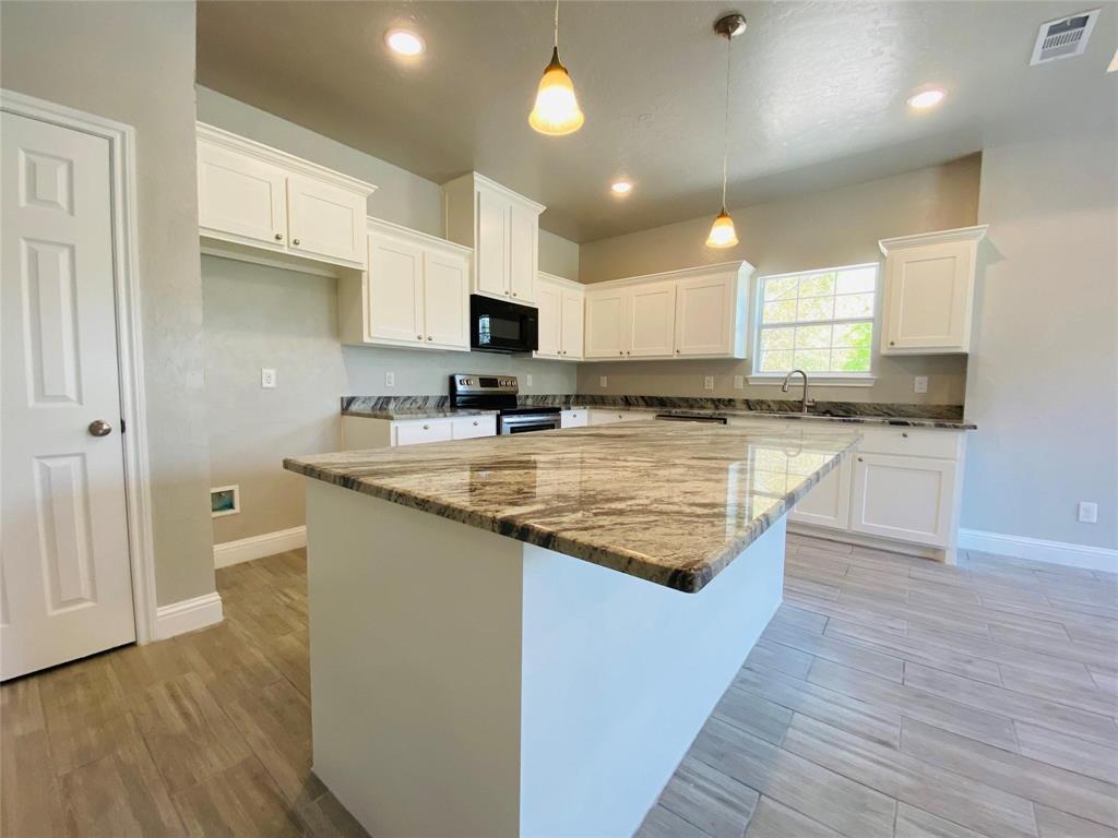 4102 Gordon Street Greenville, TX 75401 - Photo 3 of 13