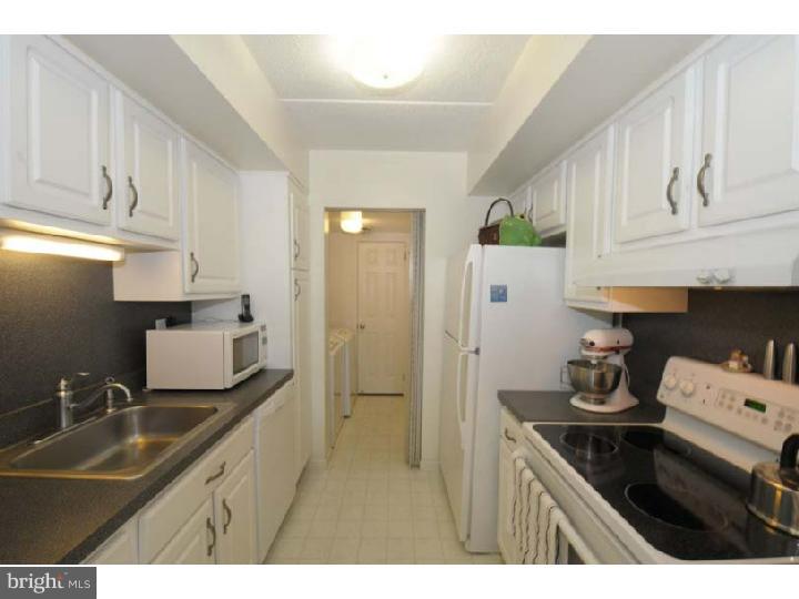 102 Llanfair Road, Unit 13 Ardmore, PA 19003 - Photo 6 of 17 Kitchen