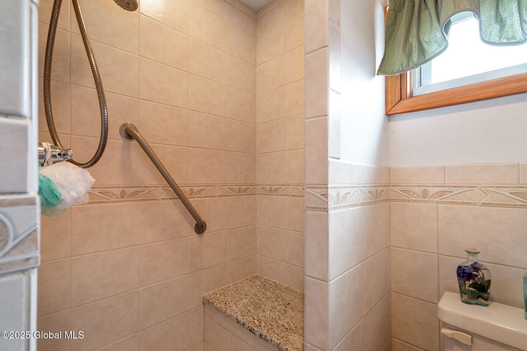 355 Clayton Road Schenectady, NY 12304 - Photo 14 of 35 14-355ClaytonRd_14