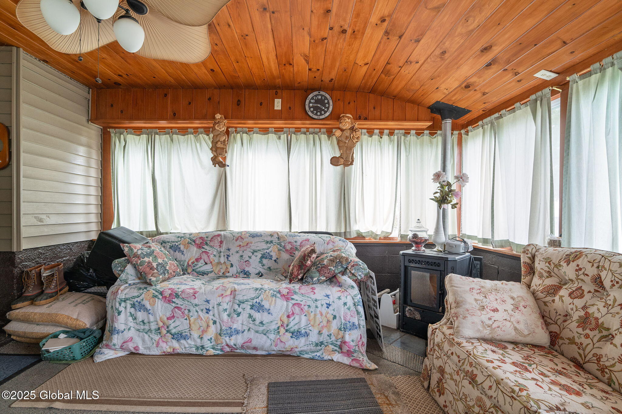 355 Clayton Road Schenectady, NY 12304 - Photo 25 of 35 25-355ClaytonRd_25