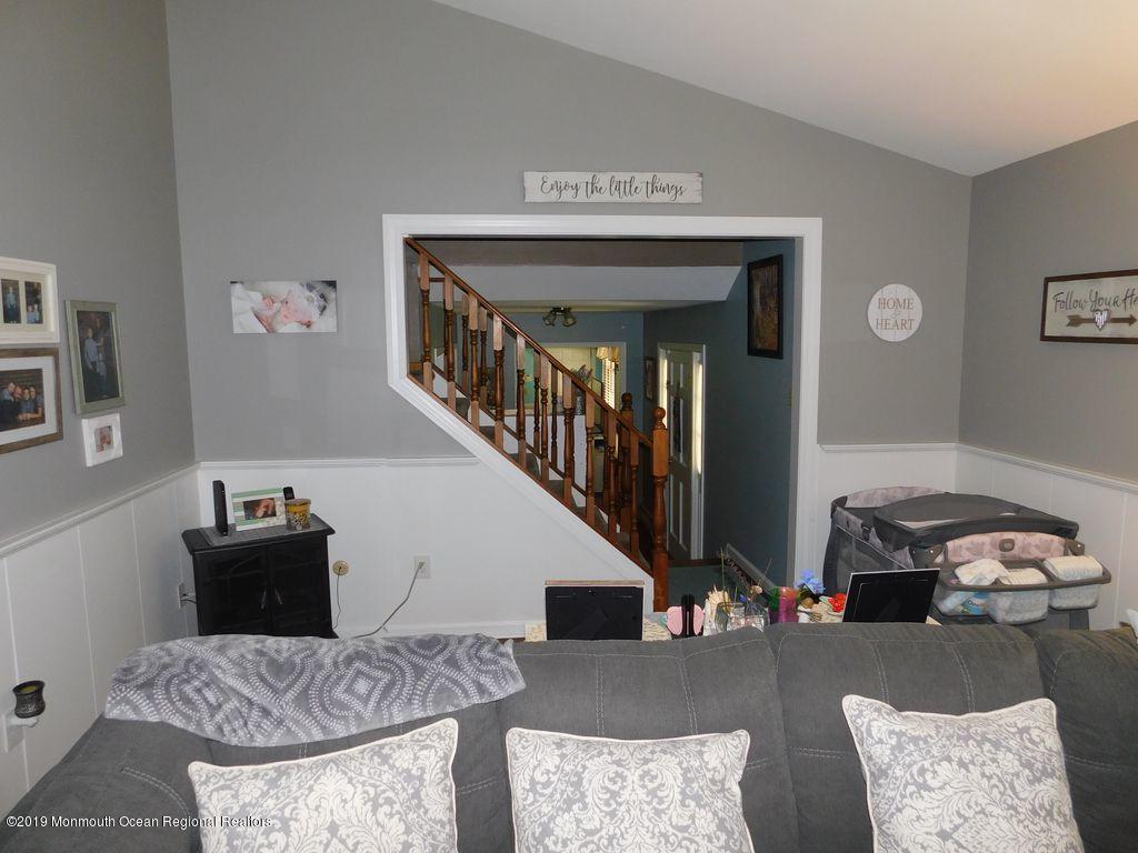 15 Yaeger Road Freehold, NJ 07728 - Photo 2 of 48 15y14