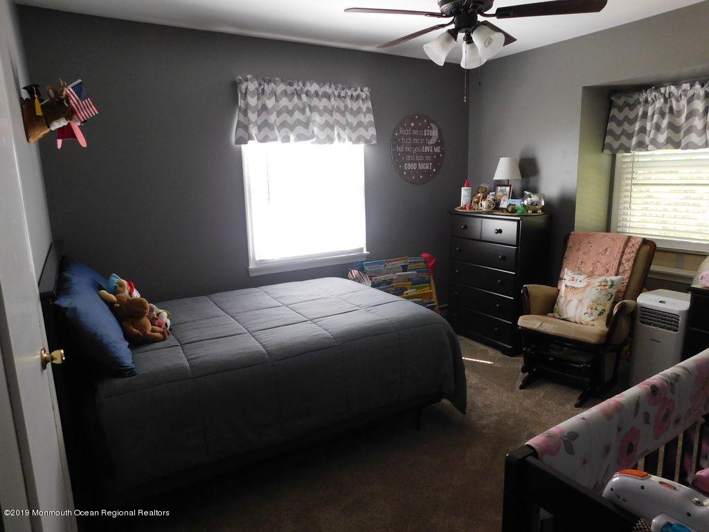 15 Yaeger Road Freehold, NJ 07728 - Photo 23 of 48 15y41