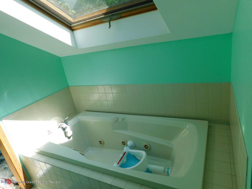 15 Yaeger Road Freehold, NJ 07728 - Photo 27 of 48 15y51