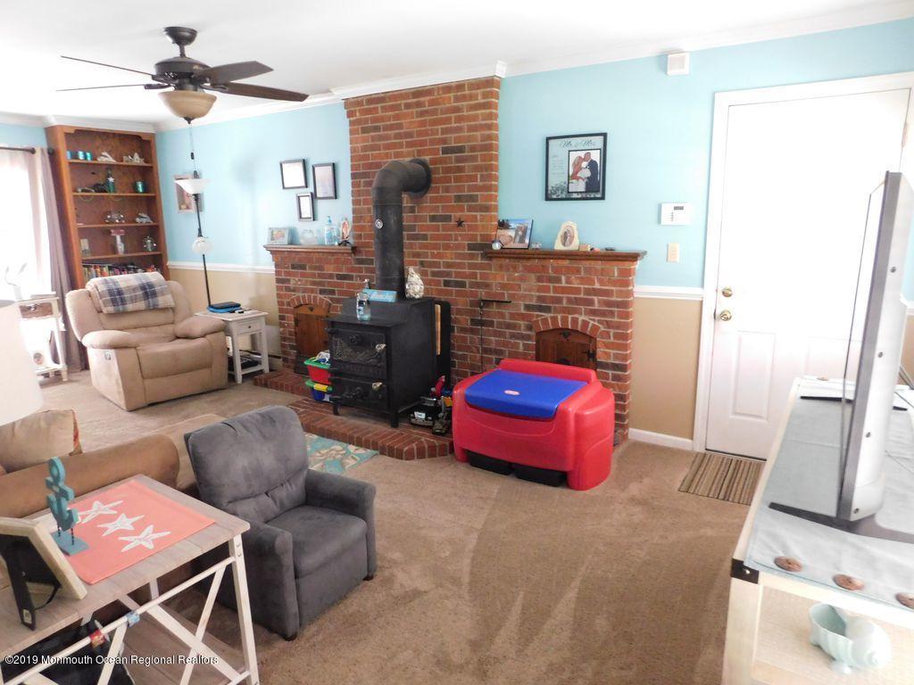 15 Yaeger Road Freehold, NJ 07728 - Photo 5 of 48 15y34