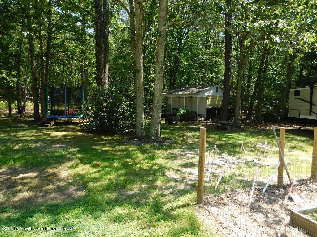 15 Yaeger Road Freehold, NJ 07728 - Photo 41 of 48 15y10