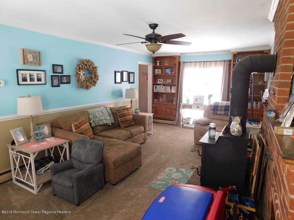 15 Yaeger Road Freehold, NJ 07728 - Photo 6 of 48 15y33