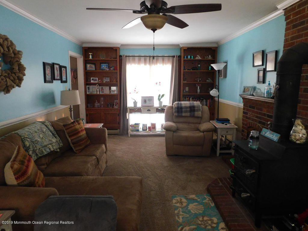 15 Yaeger Road Freehold, NJ 07728 - Photo 7 of 48 15y31