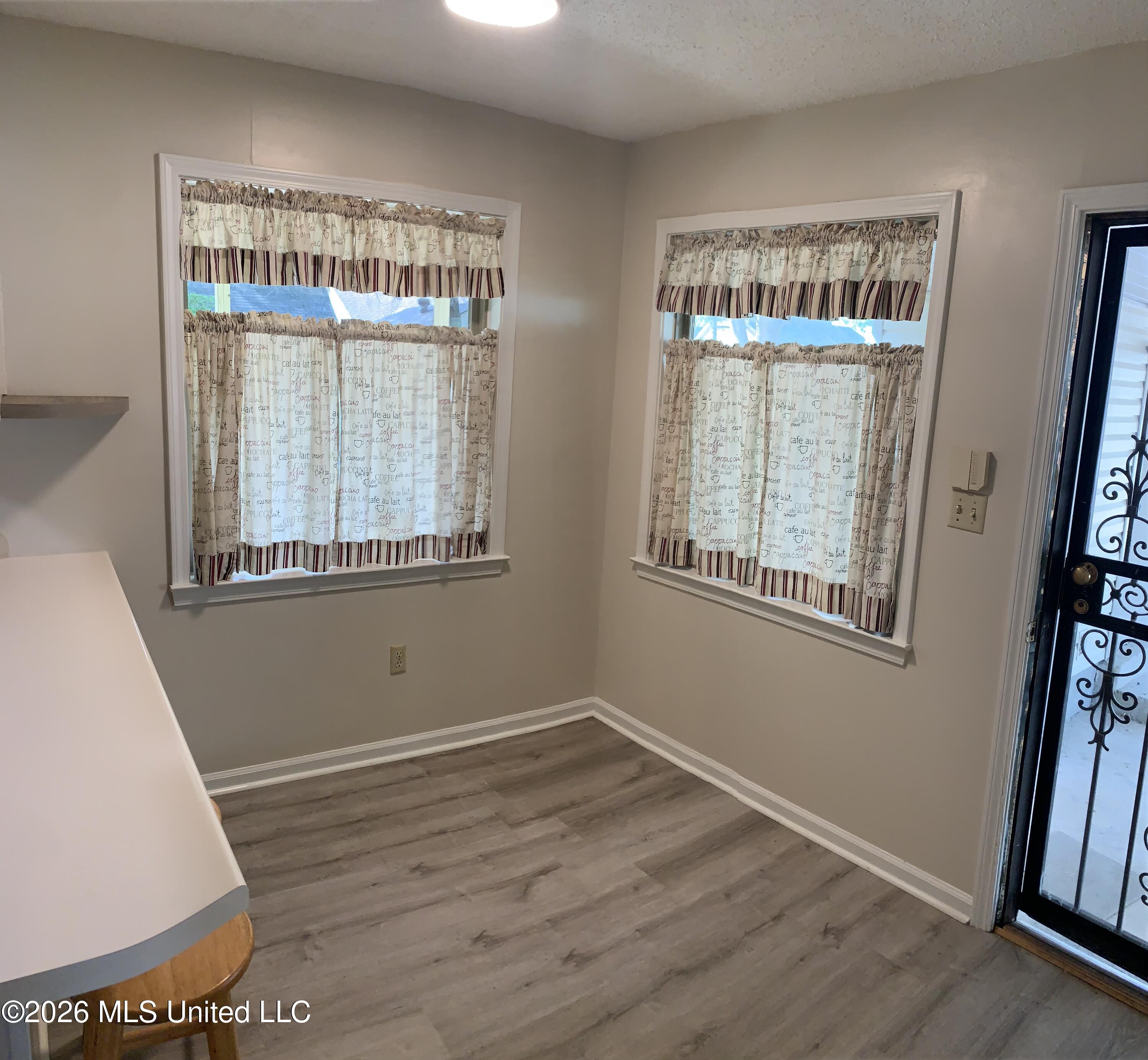 5565 Ridgetop Drive Horn Lake, MS 38637 - Photo 17 of 47 IMG_0747