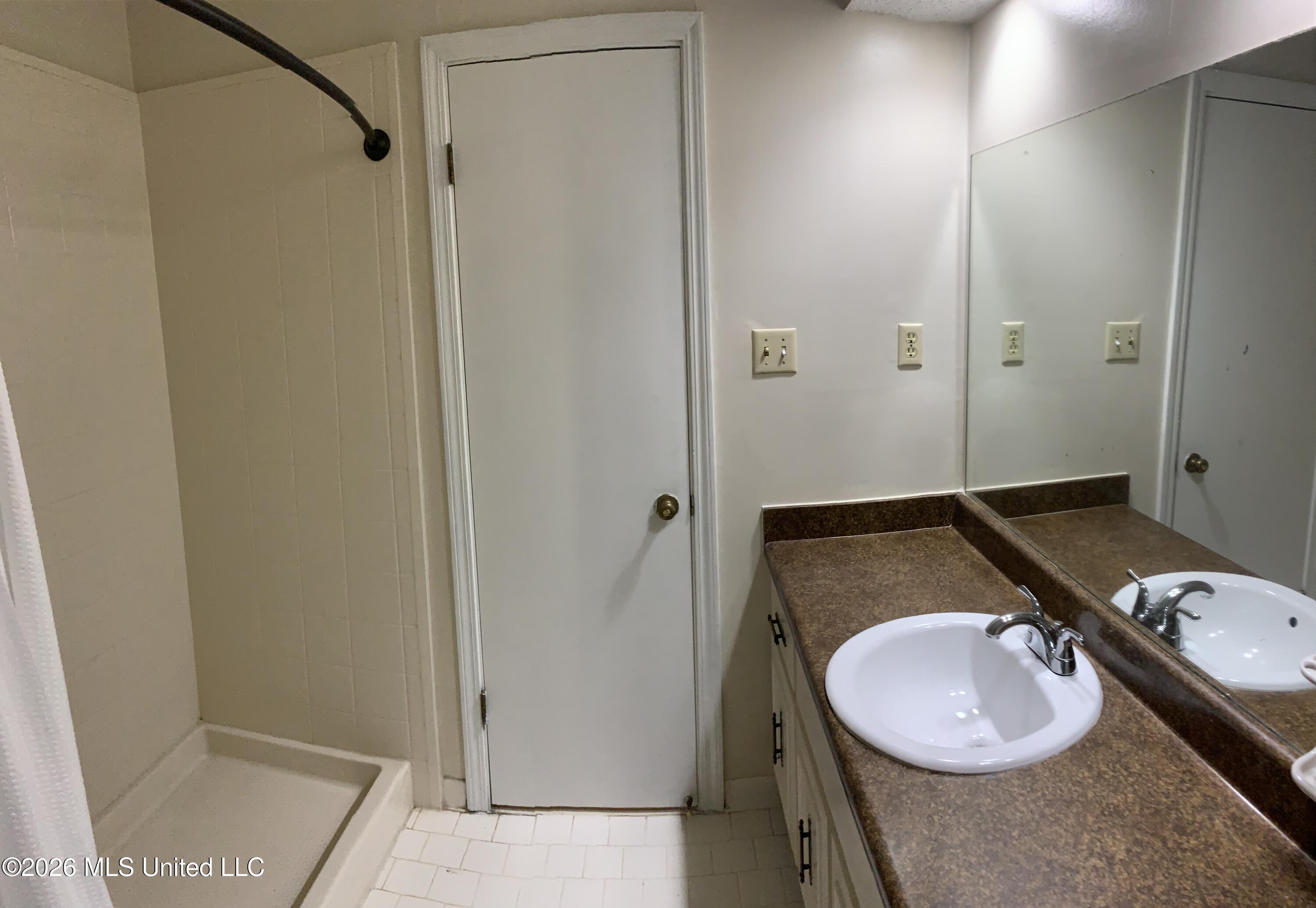 5565 Ridgetop Drive Horn Lake, MS 38637 - Photo 26 of 47 IMG_0736