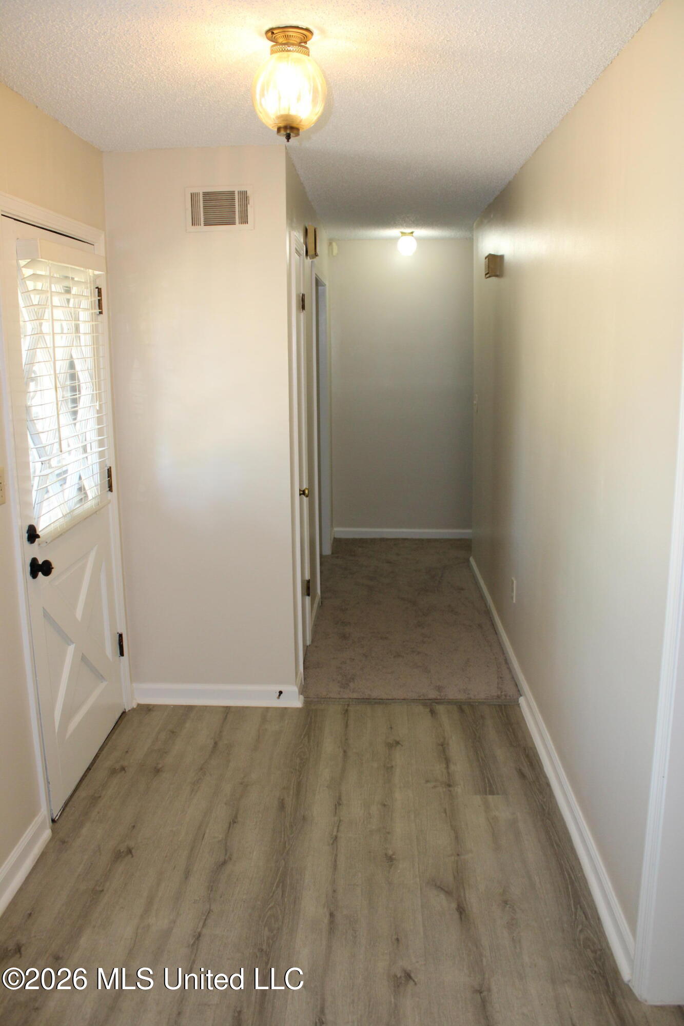 5565 Ridgetop Drive Horn Lake, MS 38637 - Photo 4 of 47 IMG_5088