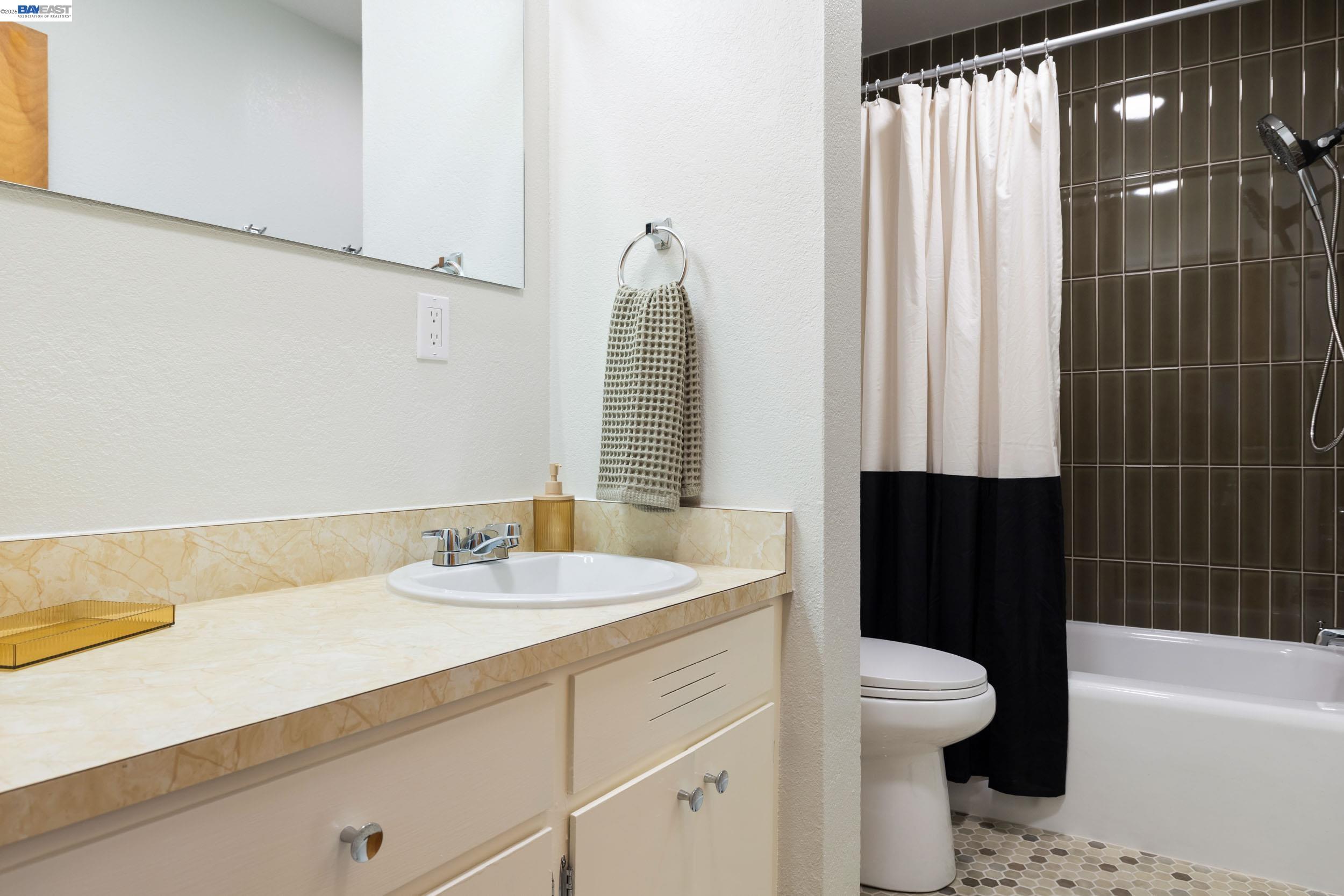 4142 Santa Rita Road El Sobrante, CA 94803 - Photo 18 of 38 Gallery Image 18