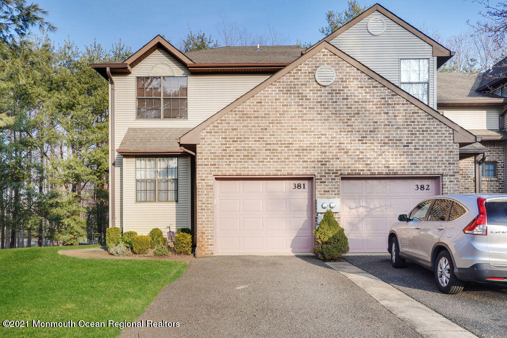 381 Oak Knoll Drive, Manalapan, NJ 07726 Compass