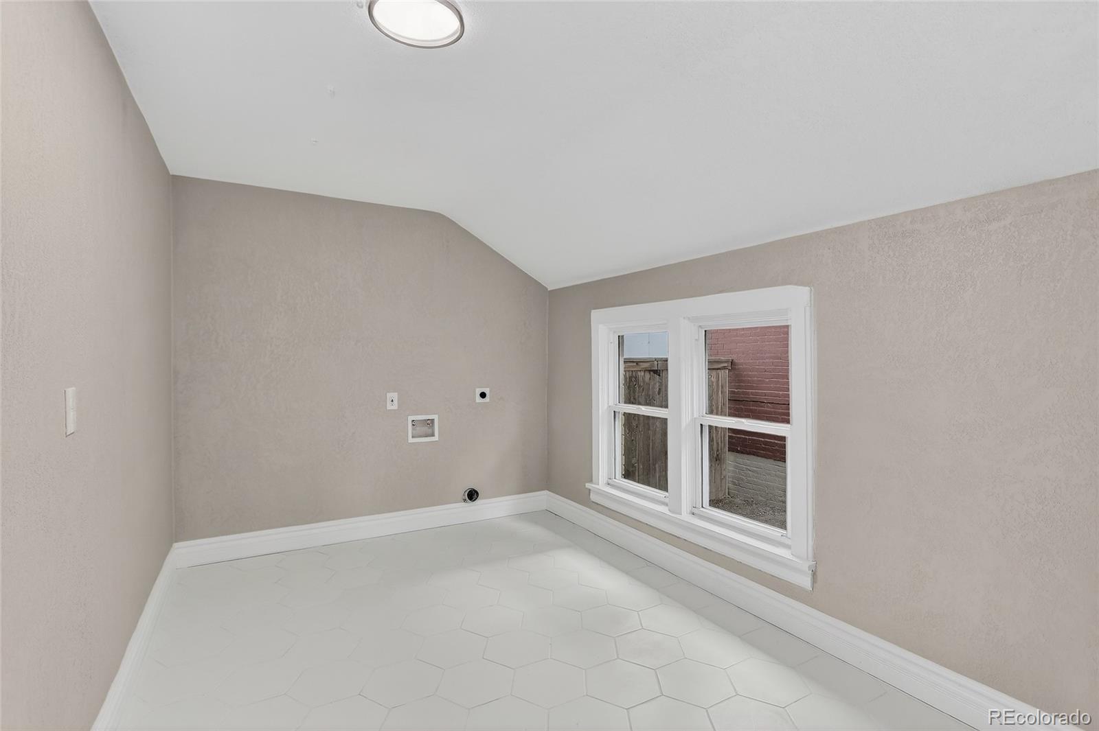 2346 Gilpin Street Denver, CO 80205 - Photo 24 of 41