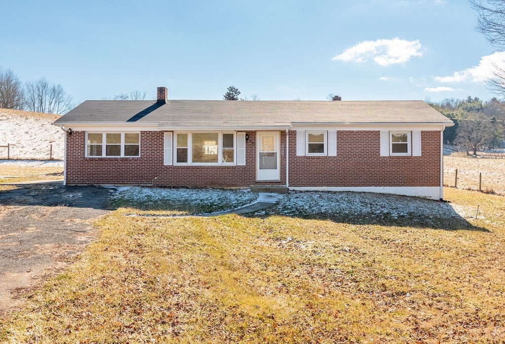 949 Suiter Road Bland, VA 24315 - Photo 2 of 62 Gallery Image 2