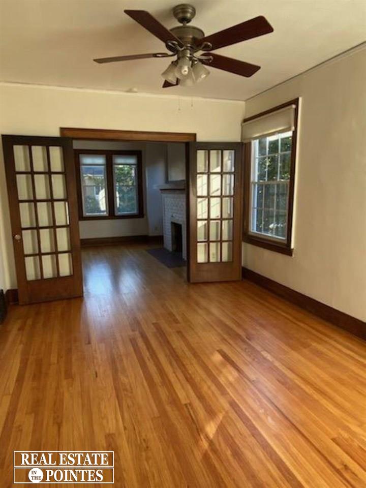 909-911 Nottingham Road Grosse Pointe, MI 48230 - Photo 3 of 9