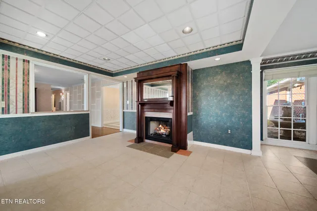 $729,000 | 949 Highway 25E, White Pine, TN 37890