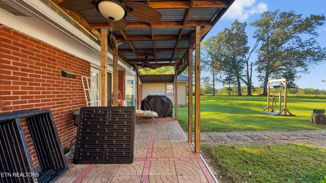 $729,000 | 949 Highway 25E, White Pine, TN 37890