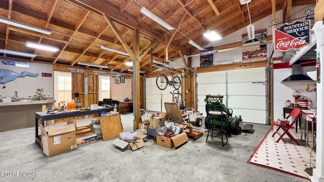 $729,000 | 949 Highway 25E, White Pine, TN 37890