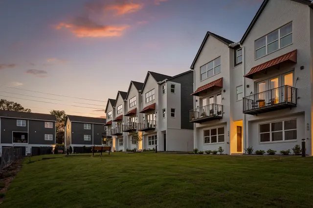 $359,400 | 747 Bespoke Way, Unit 16, Chattanooga, TN 37403