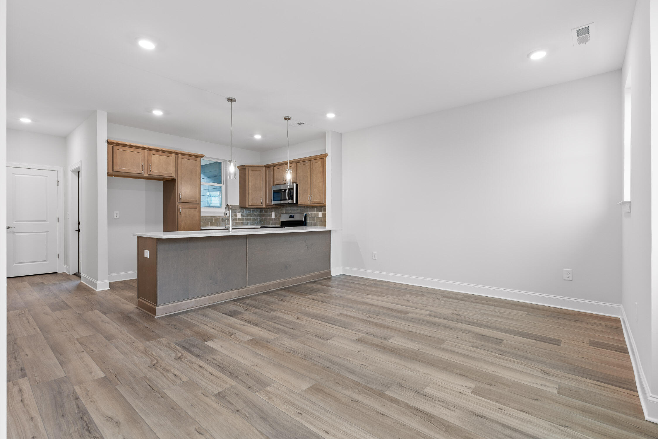 747 Bespoke Way, Unit 16 Chattanooga, TN 37403 - Photo 5 of 14 663 Bespoke-19