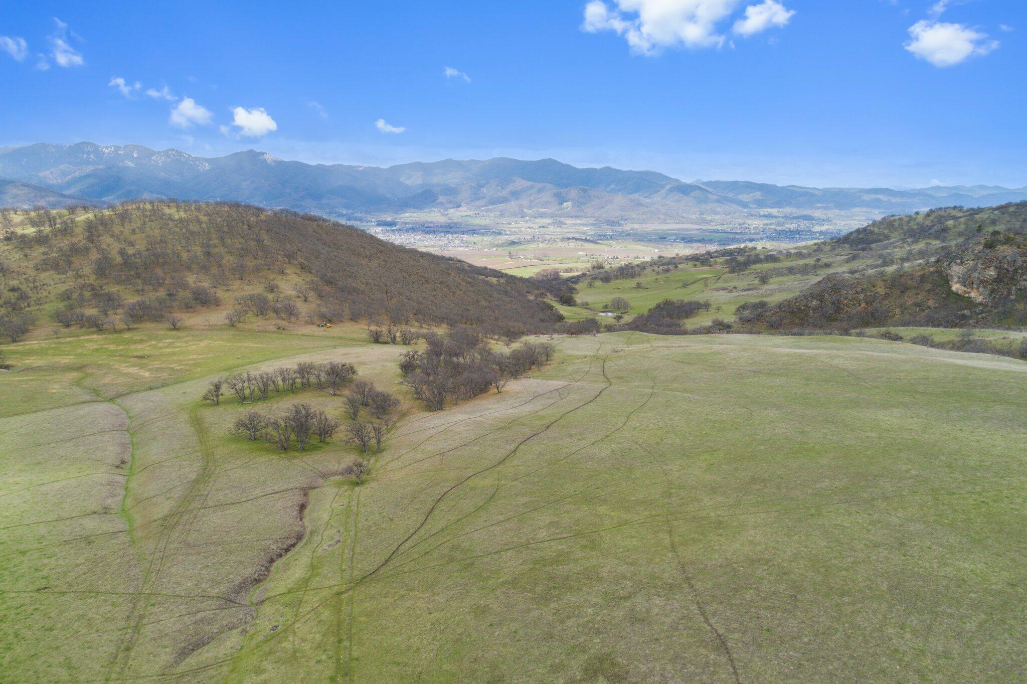3403 North Valley View Road Ashland, OR 97520 - Photo 8 of 51 Looking NW toward Talent and Phoenix