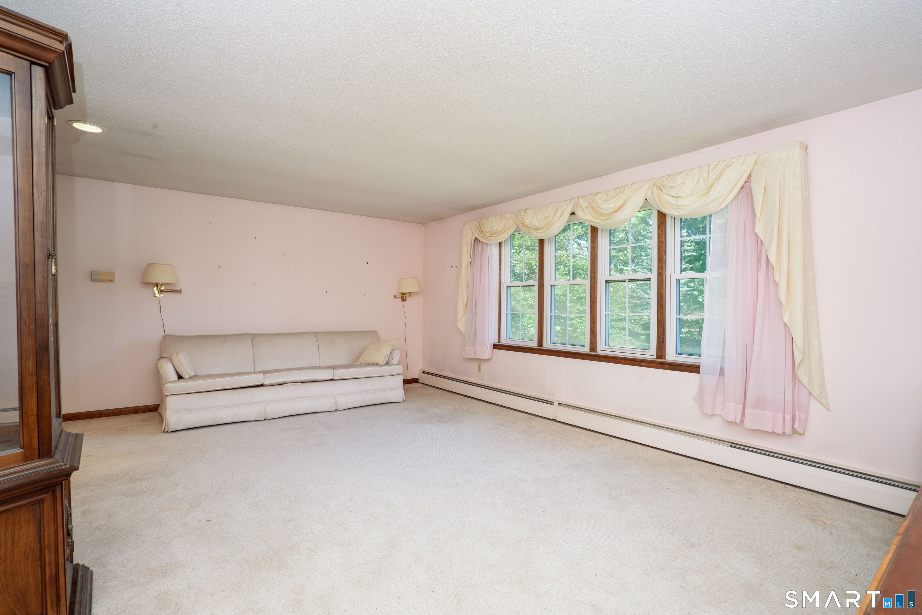 3 Springwood Road Farmington, CT 06032 - Photo 2 of 33 Gallery Image 2