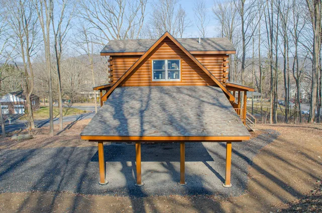 $699,000 | 55 Hilltop Drive, Hurley, NY 12443