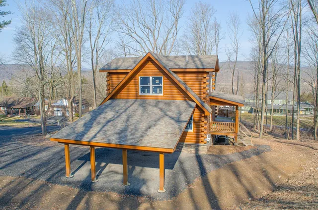 $699,000 | 55 Hilltop Drive, Hurley, NY 12443