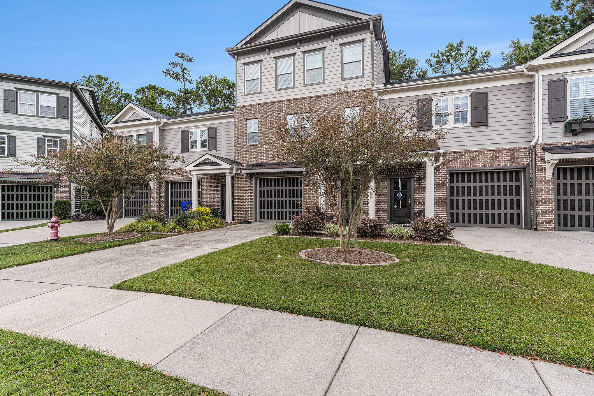 221 Slipper Shell Court Mount Pleasant, SC 29464 - Photo 1 of 40 006_dsc07027