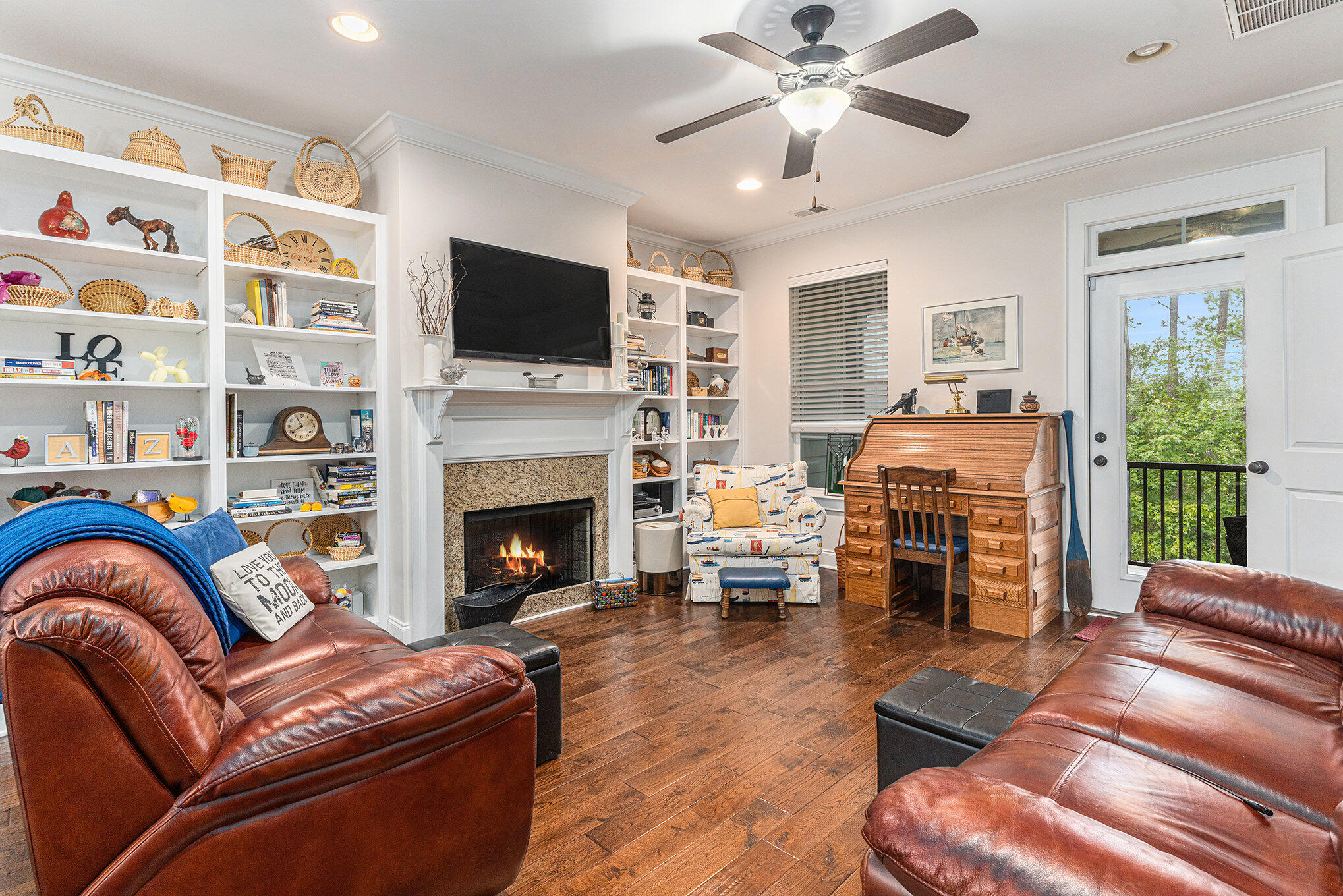 221 Slipper Shell Court Mount Pleasant, SC 29464 - Photo 11 of 40 012_dsc07096