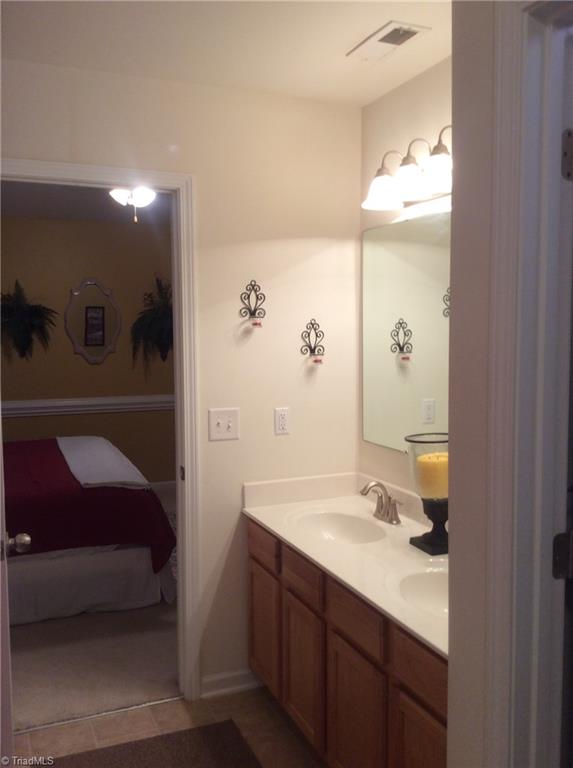 857 Hedgepath Terrace High Point, NC 27265 - Photo 18 of 28 Gallery Image 18