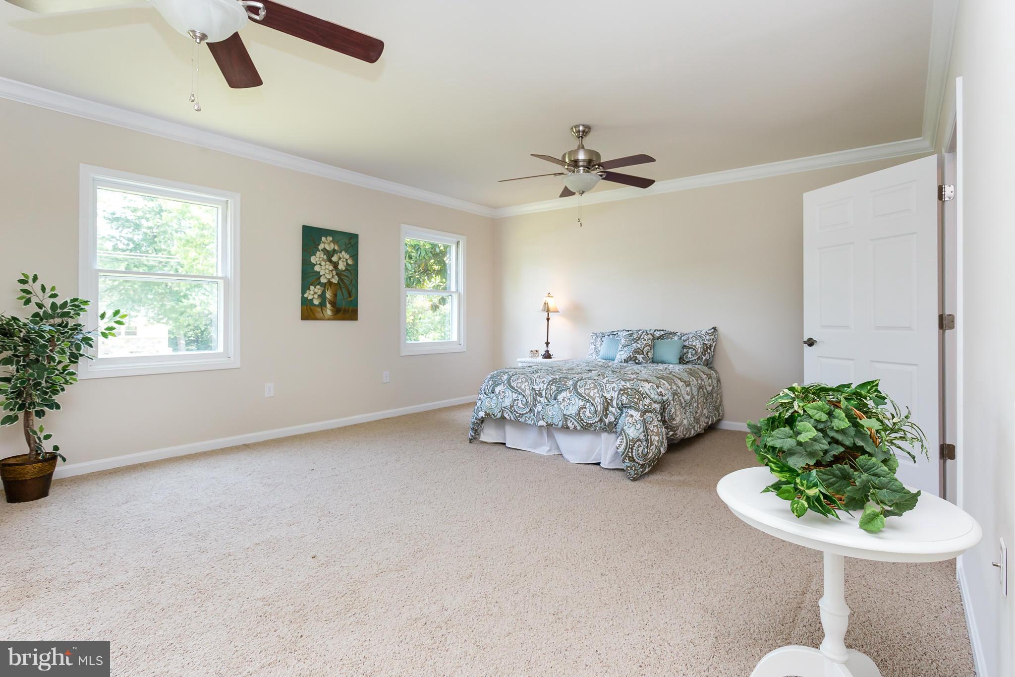 589 Truslow Road Fredericksburg, VA 22406 - Photo 13 of 29 Huge Master Bedroom
