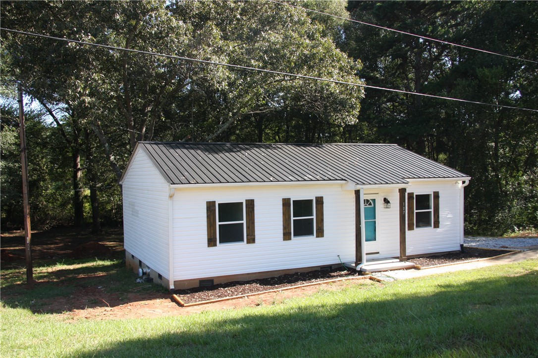 107 Ellington Road Pendleton, SC 29670 - Photo 3 of 18
