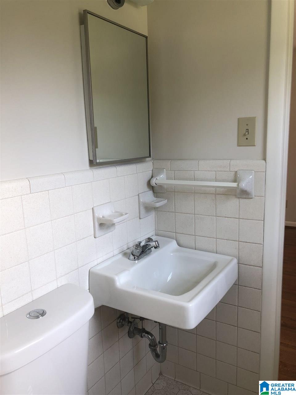 312 Olon Street Birmingham, AL 35228 - Photo 5 of 17