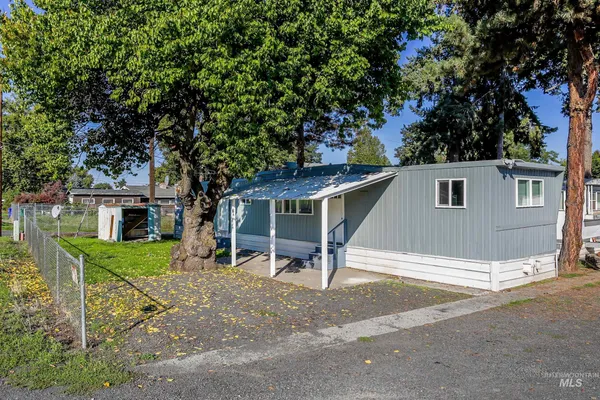 $67,000 | 631 Warner Avenue, Unit 1 1, Lewiston, ID 83501