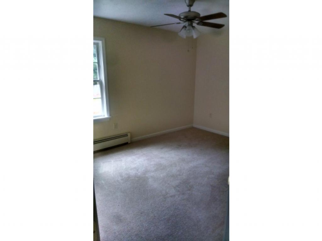 1799 Bodwell Road, Unit 2 Manchester, NH 03109 - Photo 4 of 7