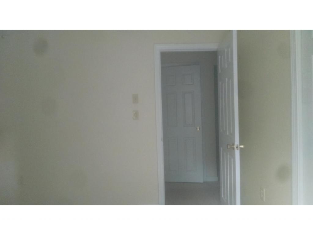 1799 Bodwell Road, Unit 2 Manchester, NH 03109 - Photo 6 of 7
