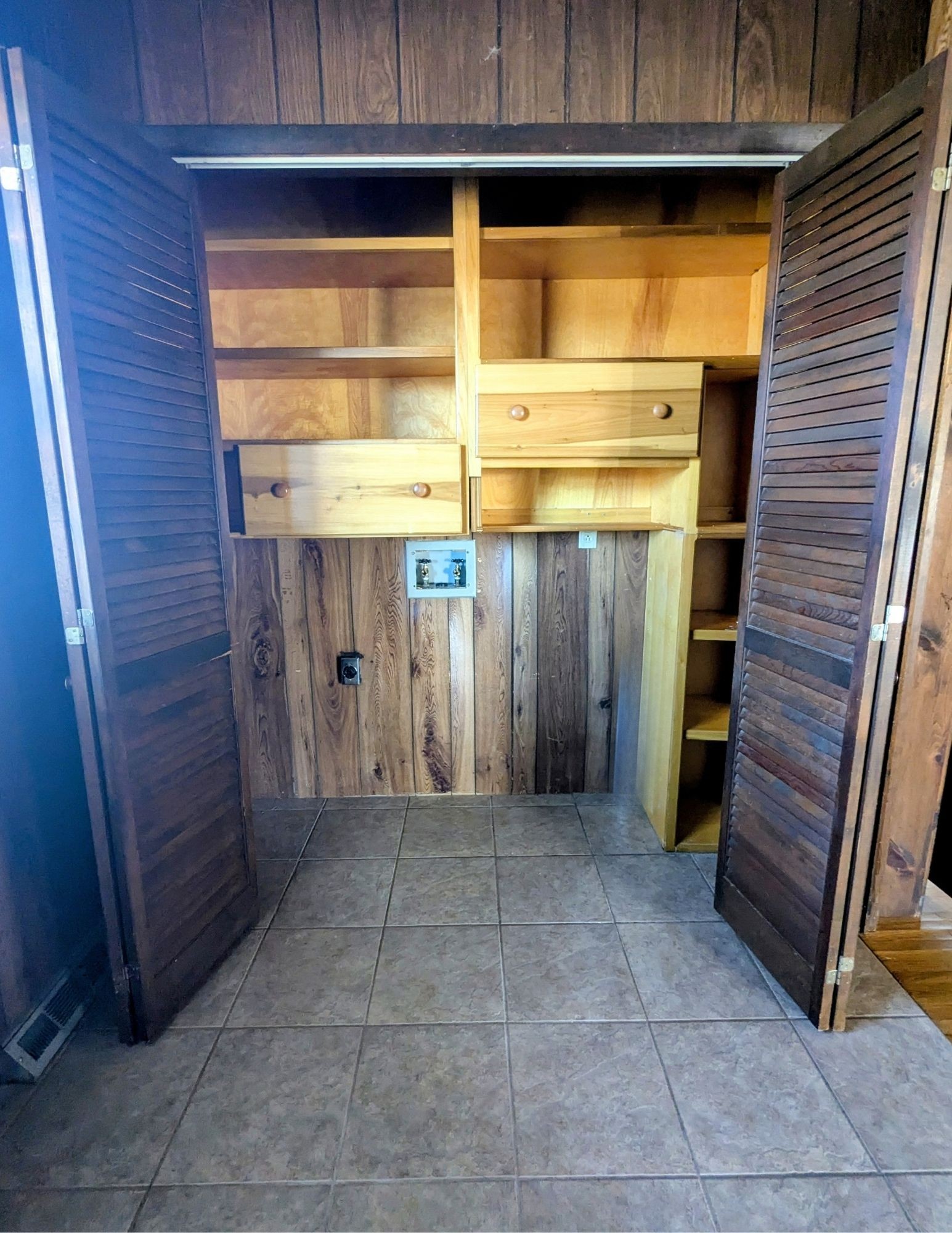 3042 Old Murfreesboro Road College Grove, TN 37046 - Photo 10 of 12 a view of a house with storage area