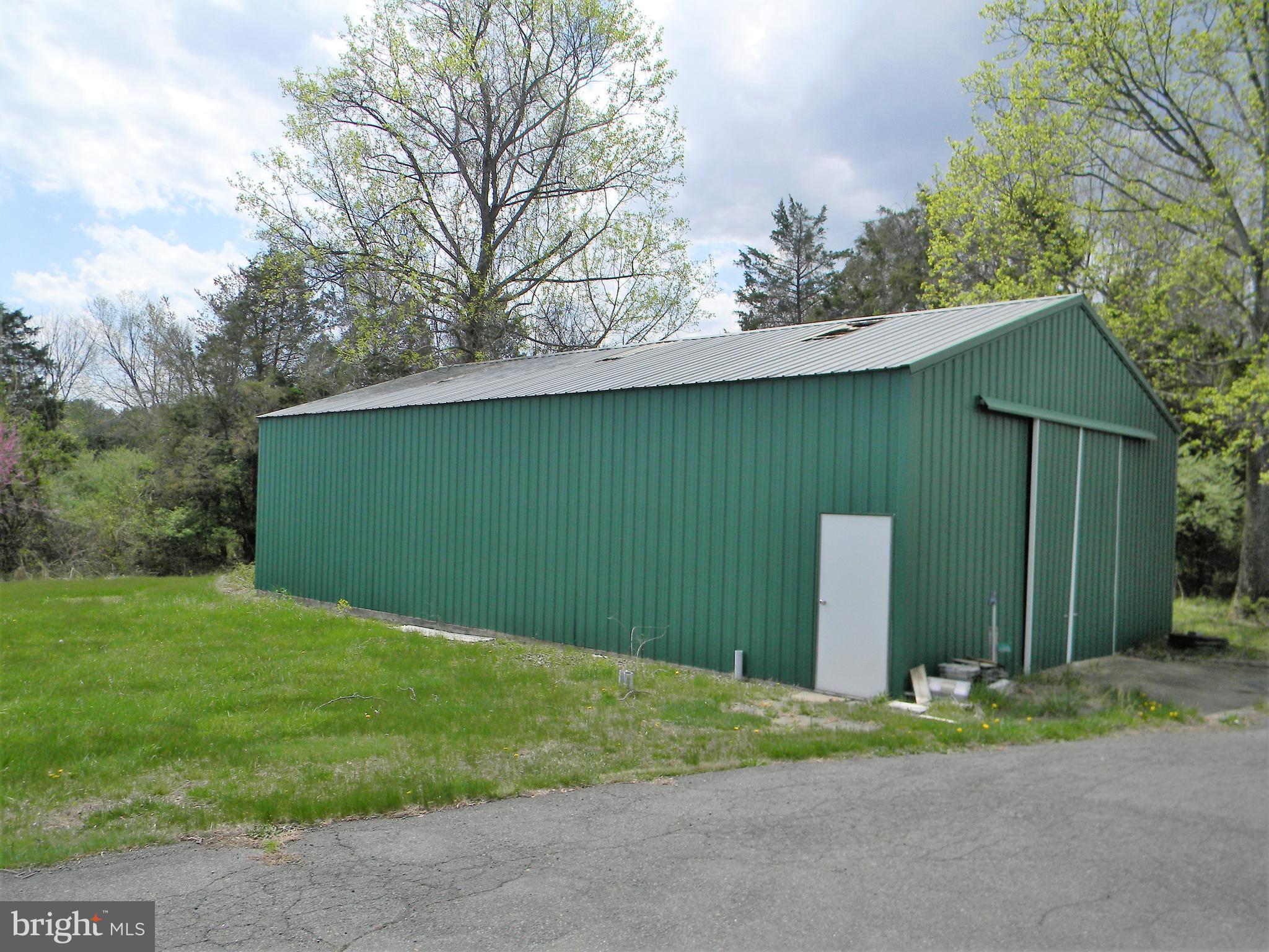 19972 Gleedsville Road Leesburg, VA 20175 - Photo 27 of 30 Large 30' x 50' Detached Shed/Garage