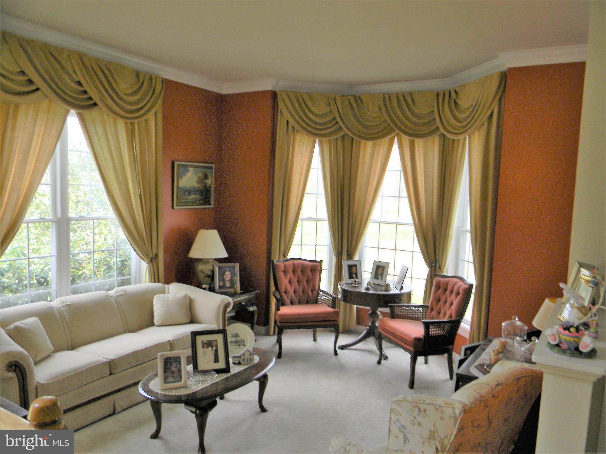 19972 Gleedsville Road Leesburg, VA 20175 - Photo 4 of 30 Sitting Room