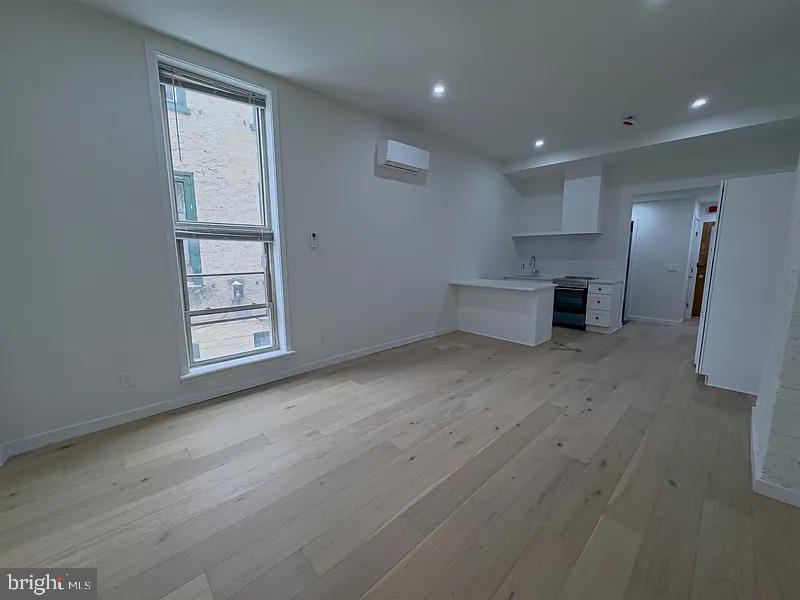 2017 Green Street, Unit 2R Philadelphia, PA 19130 - Photo 12 of 14