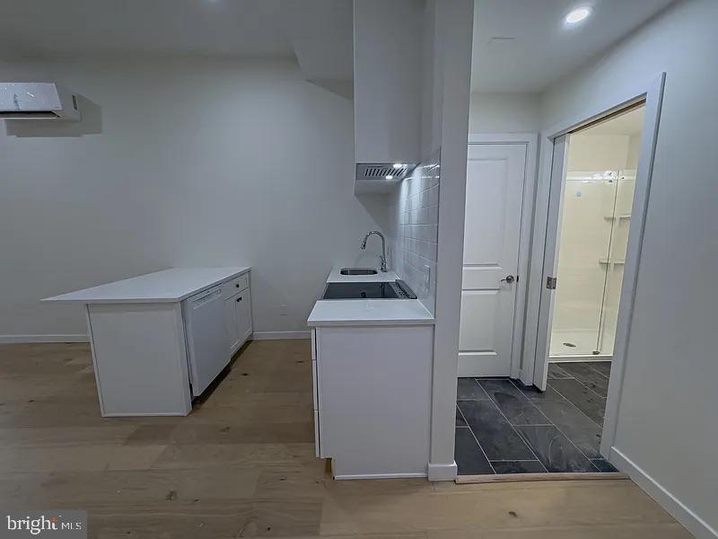 2017 Green Street, Unit 2R Philadelphia, PA 19130 - Photo 6 of 14