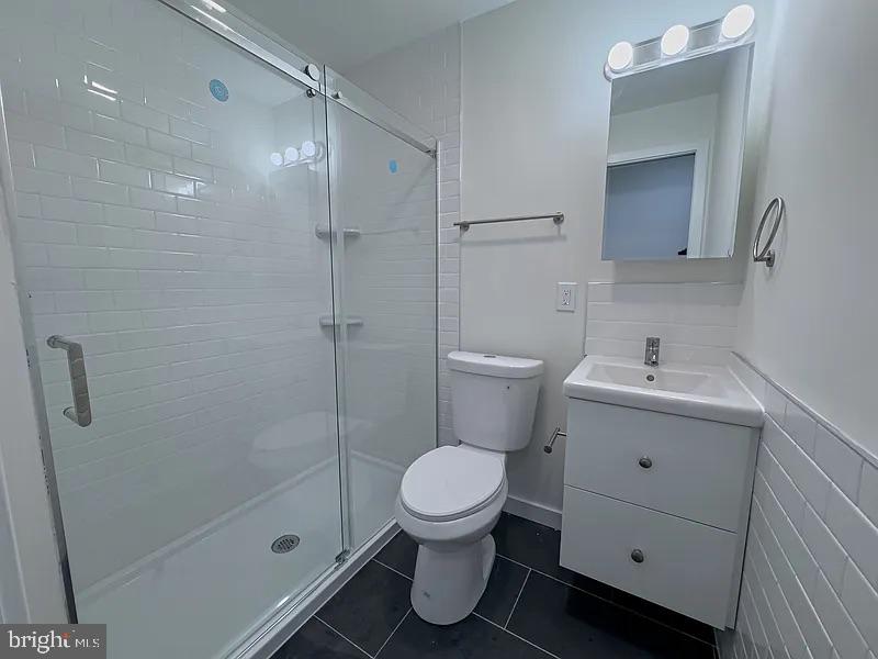 2017 Green Street, Unit 2R Philadelphia, PA 19130 - Photo 8 of 14