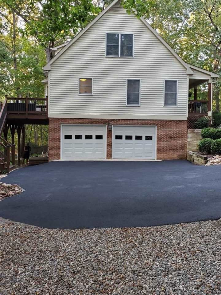 6409 Sassafras Lane Raleigh, NC 27614 - Photo 17 of 17 Side entry garage