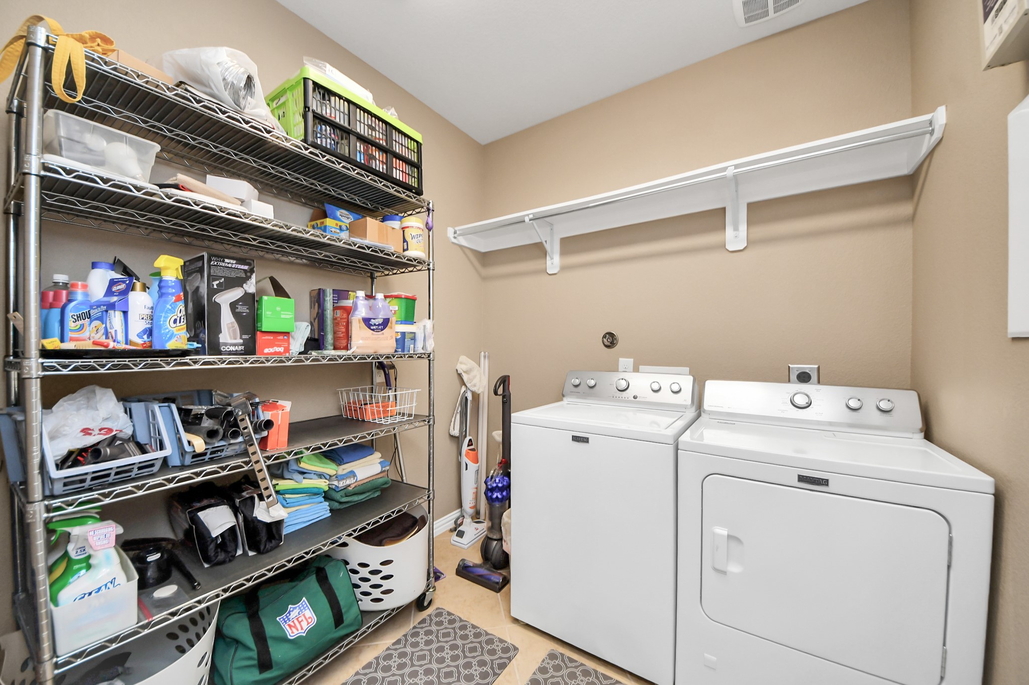 3115 Currant Drive Manvel, TX 77578 - Photo 41 of 48 Oversized laundry