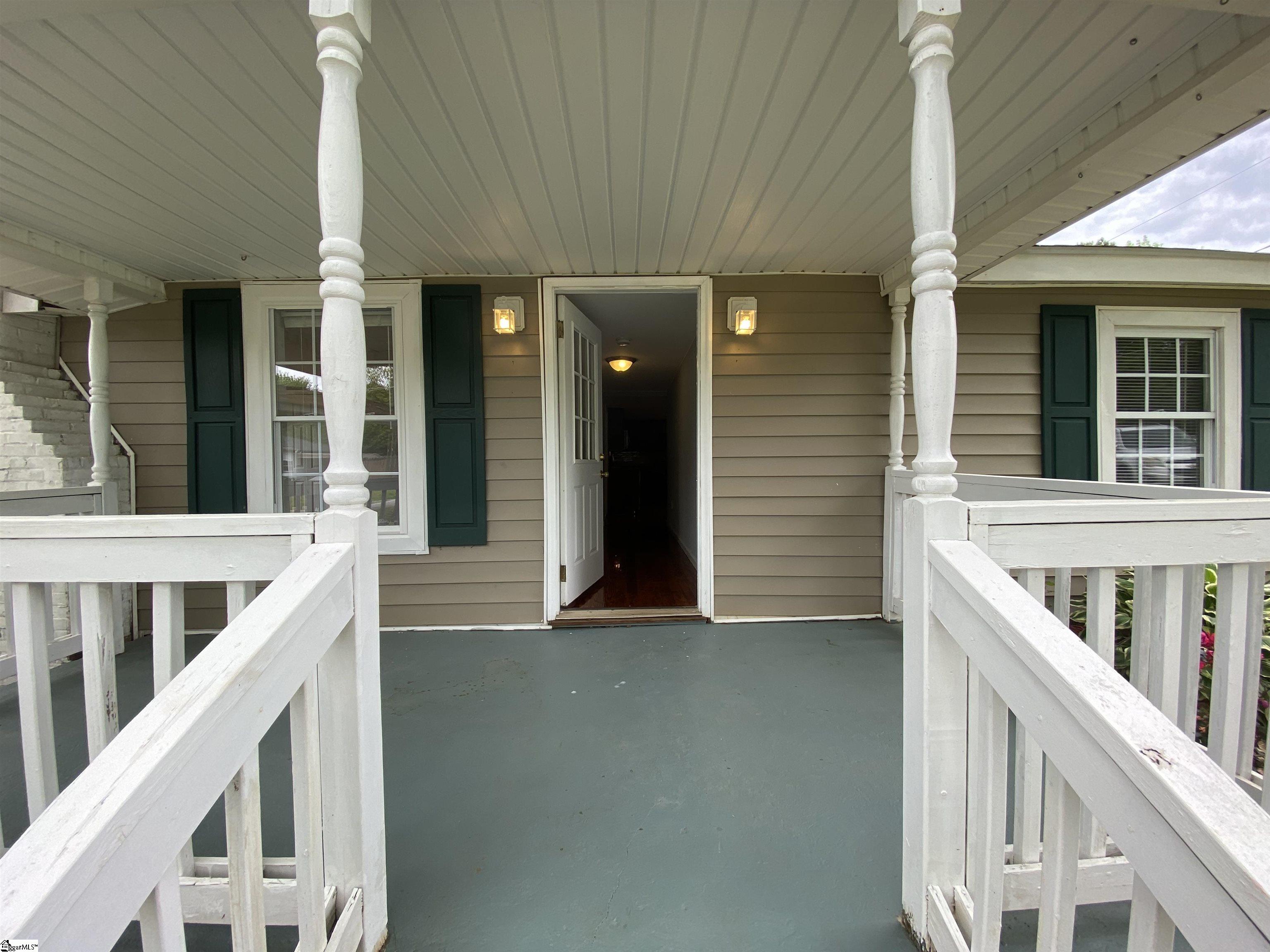129 Christopher Street Duncan, SC 29334 - Photo 8 of 35 Gallery Image 8