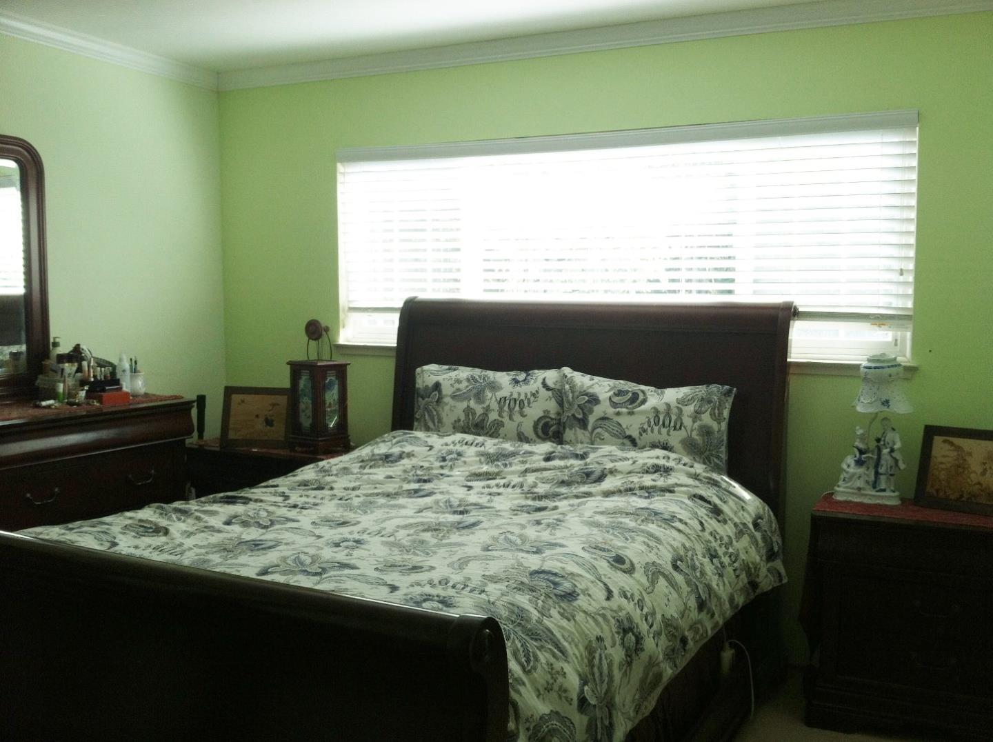 22412 McClellan Road Cupertino, CA 95014 - Photo 7 of 17