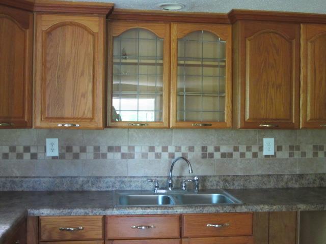 155 Buzzard Cave Road Waverly, TN 37185 - Photo 4 of 17 Beautiful Kitchen Cabinet with tile backsplash